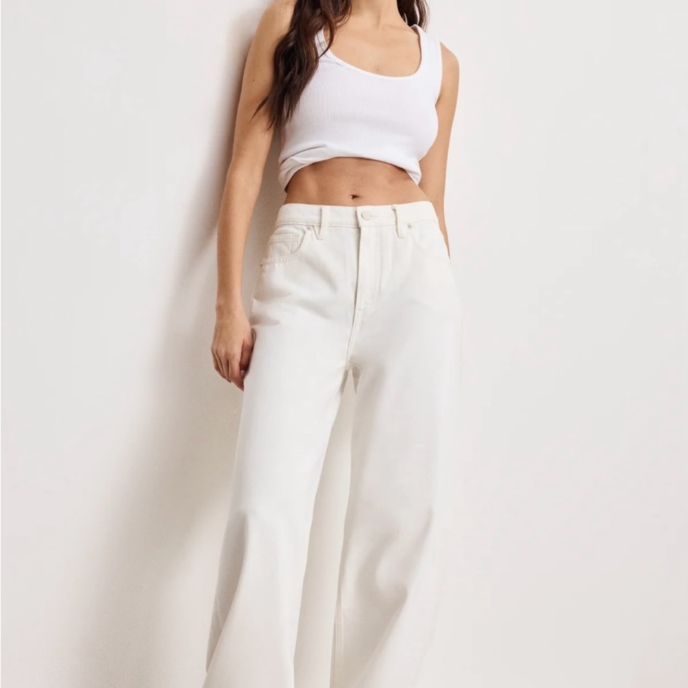 Good Low Rise Baggy Jeans